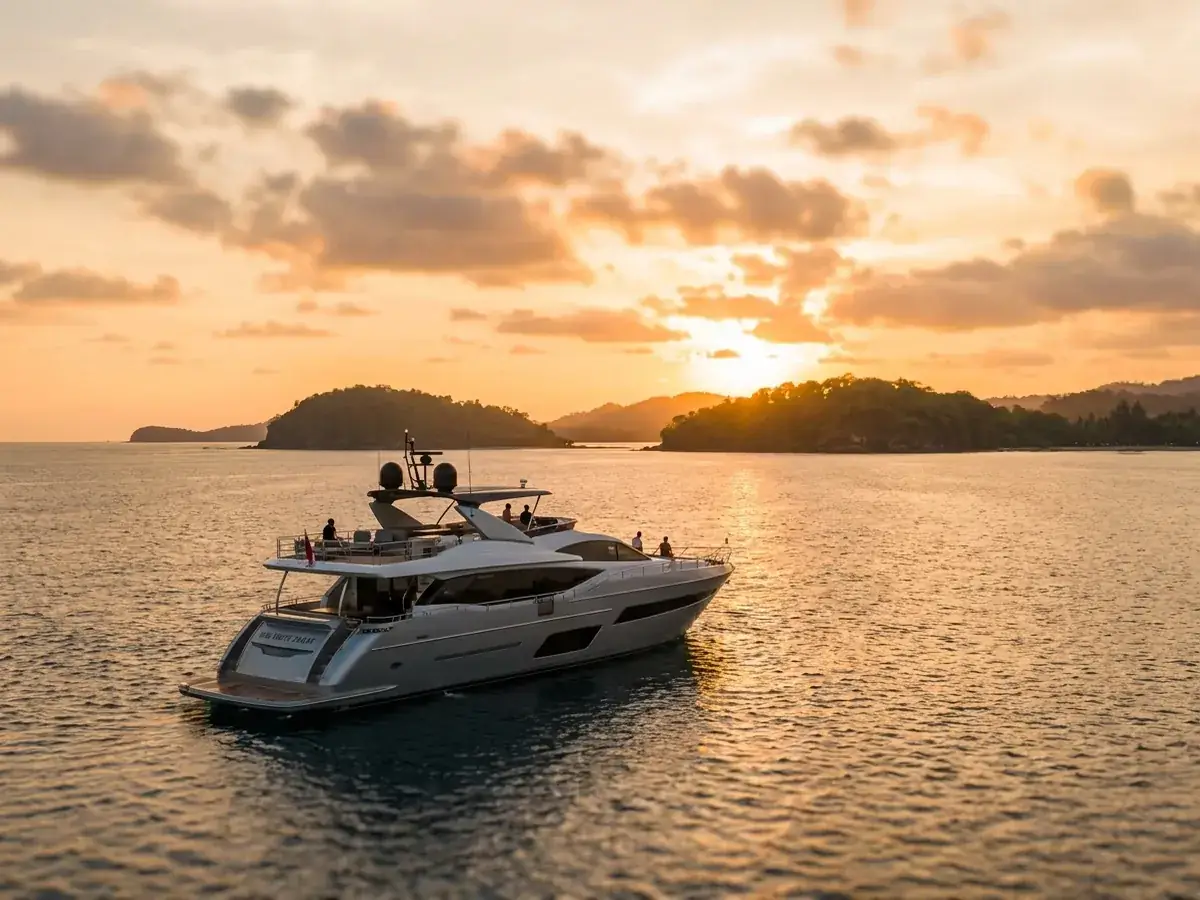 Cost of renting a yacht in Bali — nos yahty zakat